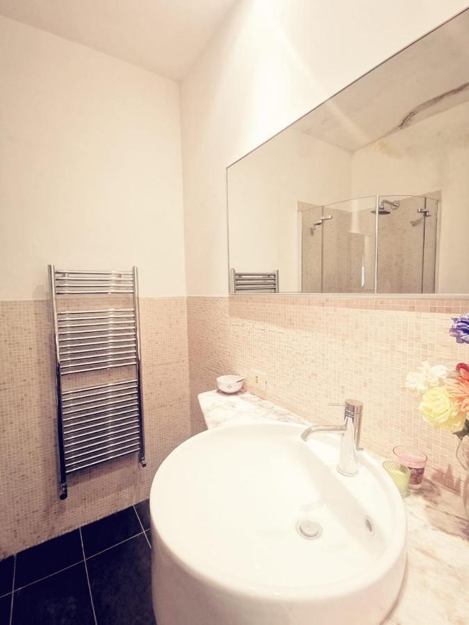 Cinema House Bed & Breakfast Rome Bagian luar foto