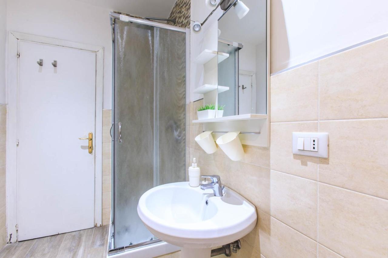 Cinema House Bed & Breakfast Rome Bagian luar foto