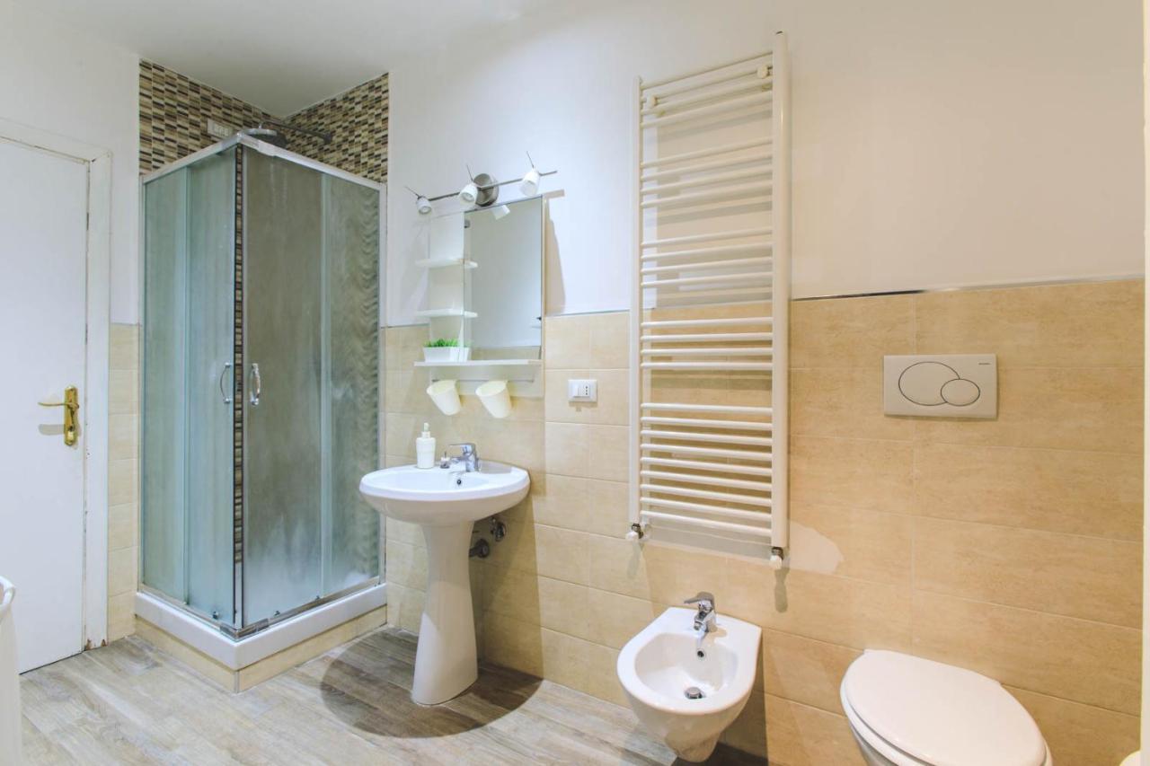 Cinema House Bed & Breakfast Rome Bagian luar foto