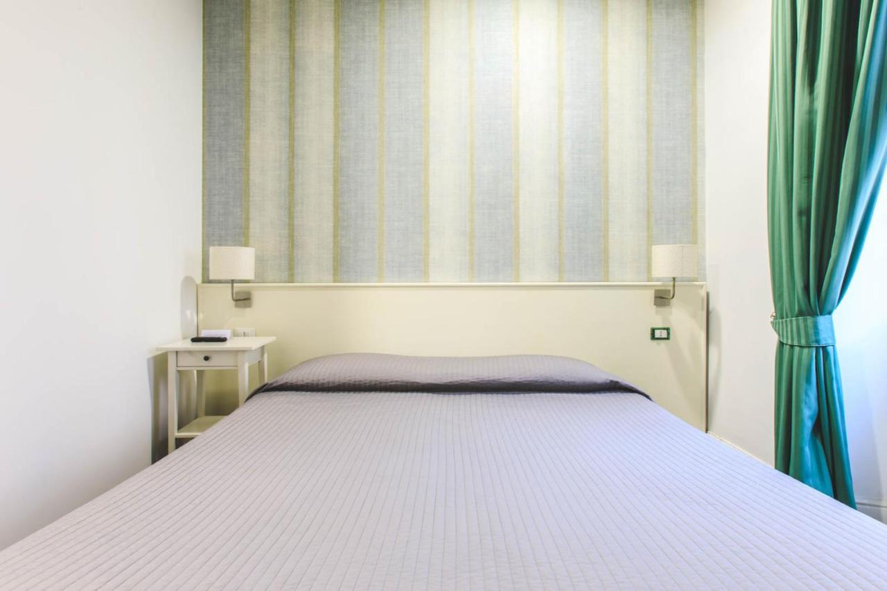 Cinema House Bed & Breakfast Rome Bagian luar foto
