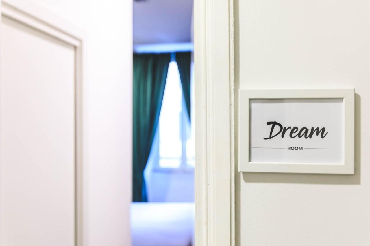 Cinema House Bed & Breakfast Rome Bagian luar foto